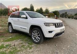 جیپ گراند شیرۆکی